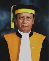 taufik.jpg