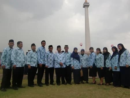 foto_upacara_depan.JPG