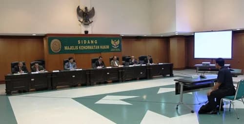 besar mkh.jpg