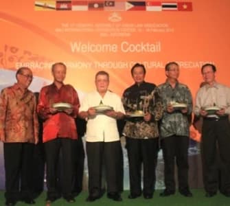 serba serbi cocktail party - tumpeng.jpg