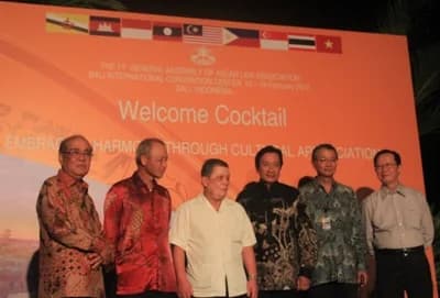 langkahbesar.JPG