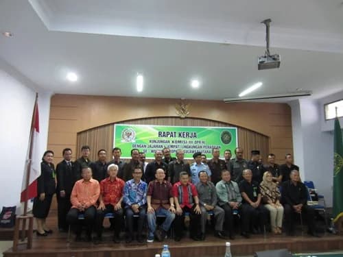 gambar besar.jpg