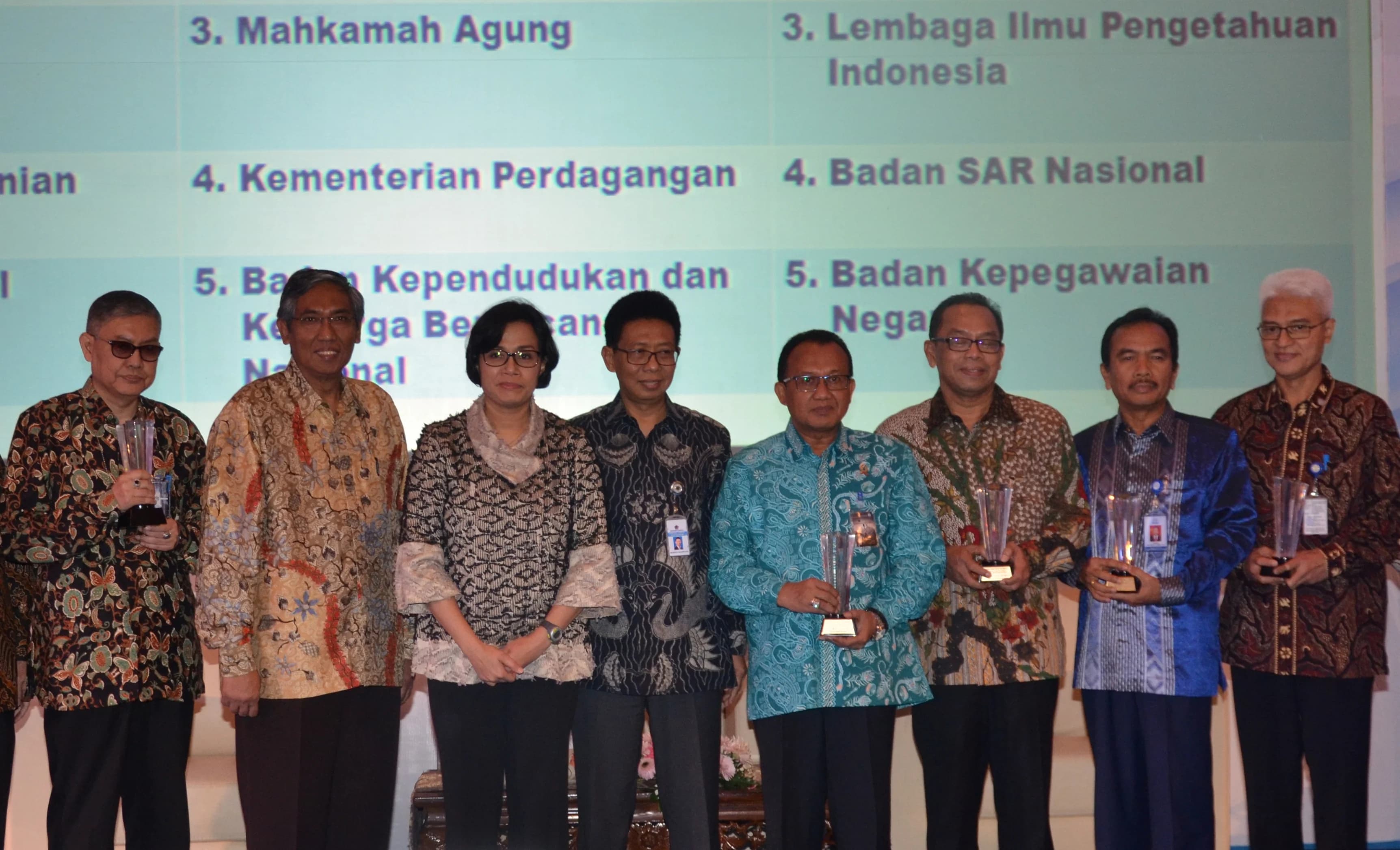 https://www.mahkamahagung.go.id/cms/media/3657