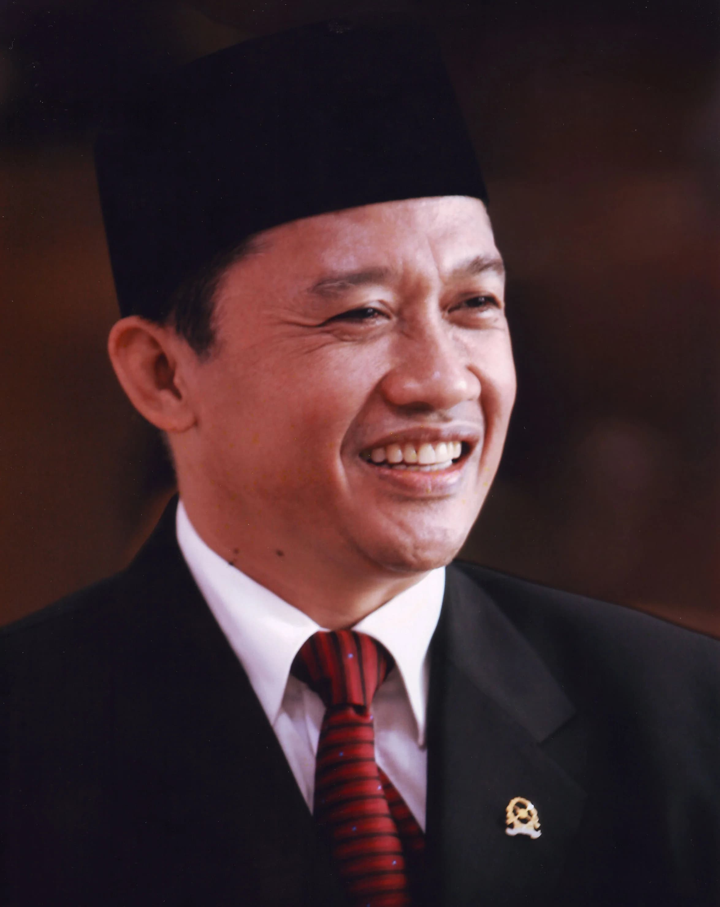 FOTO PAK RIDWAN KOPIAH.jpg