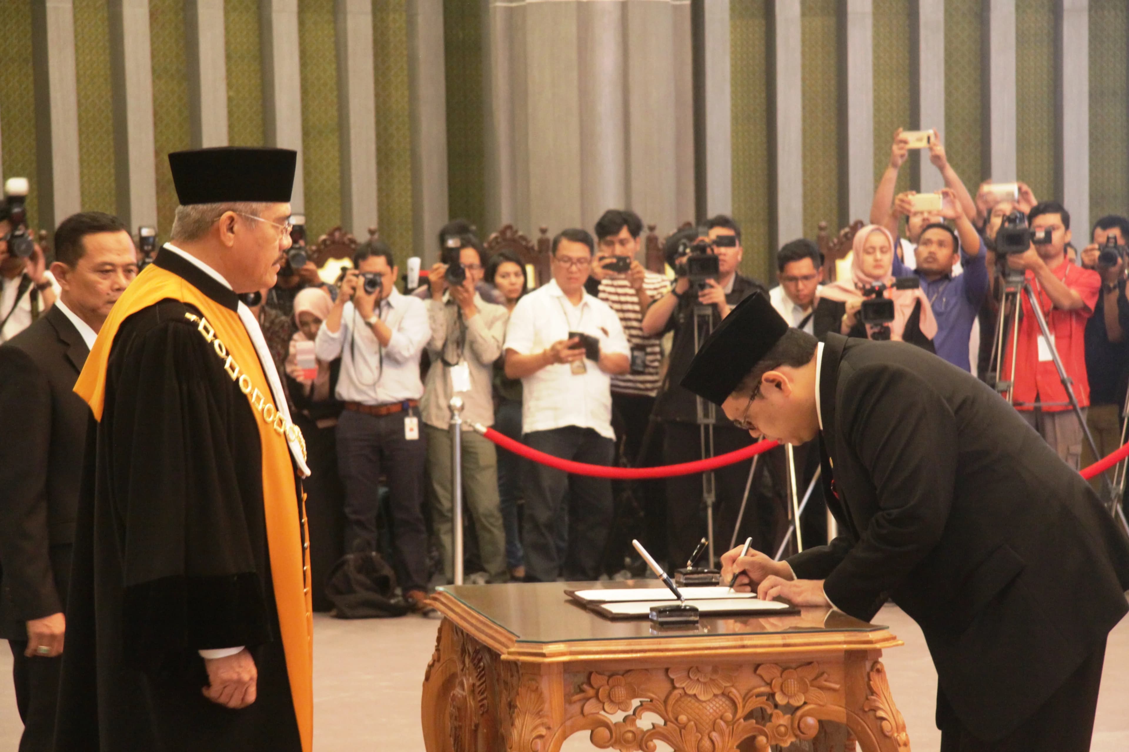 https://www.mahkamahagung.go.id/cms/media/5017