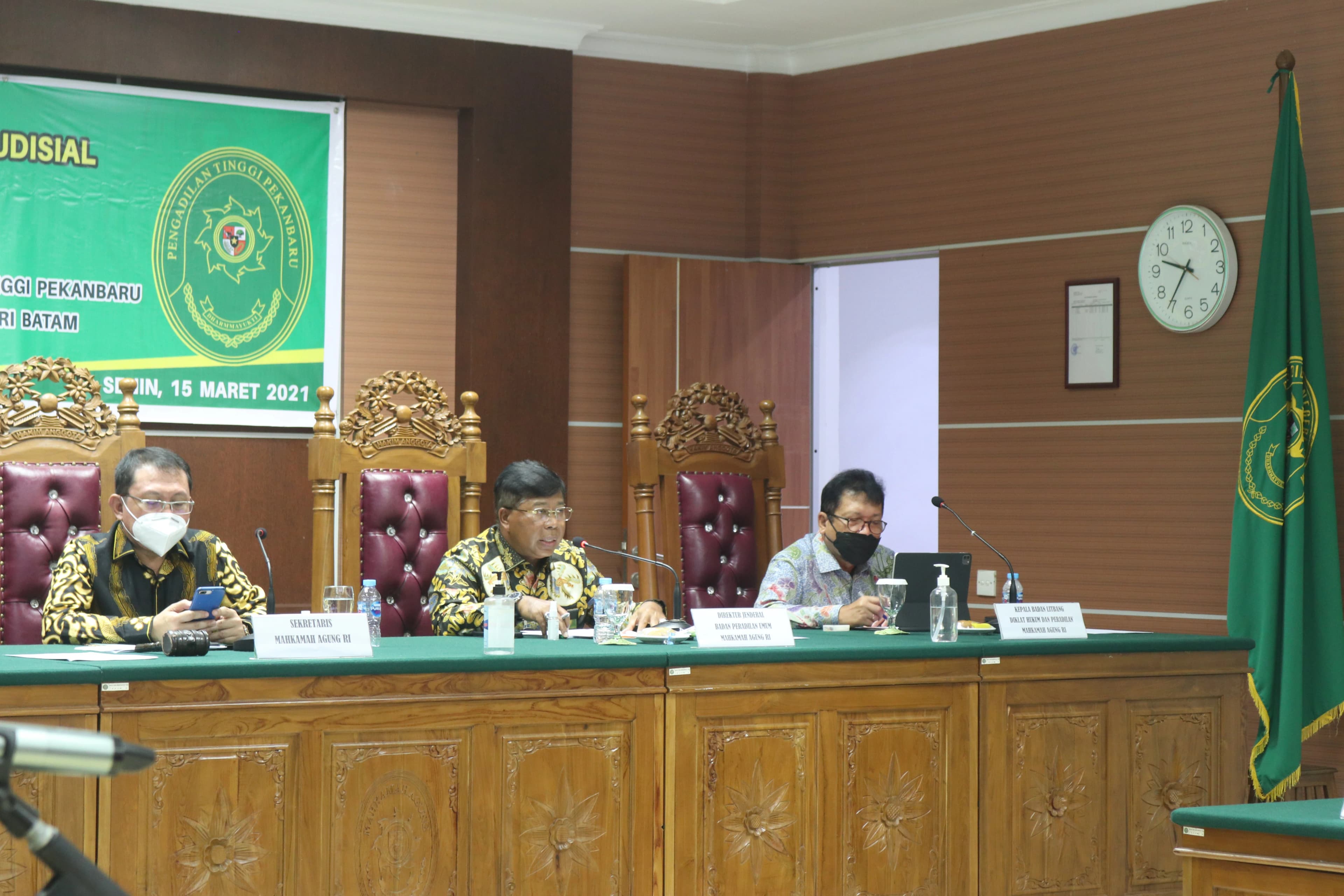 https://www.mahkamahagung.go.id/cms/media/8608