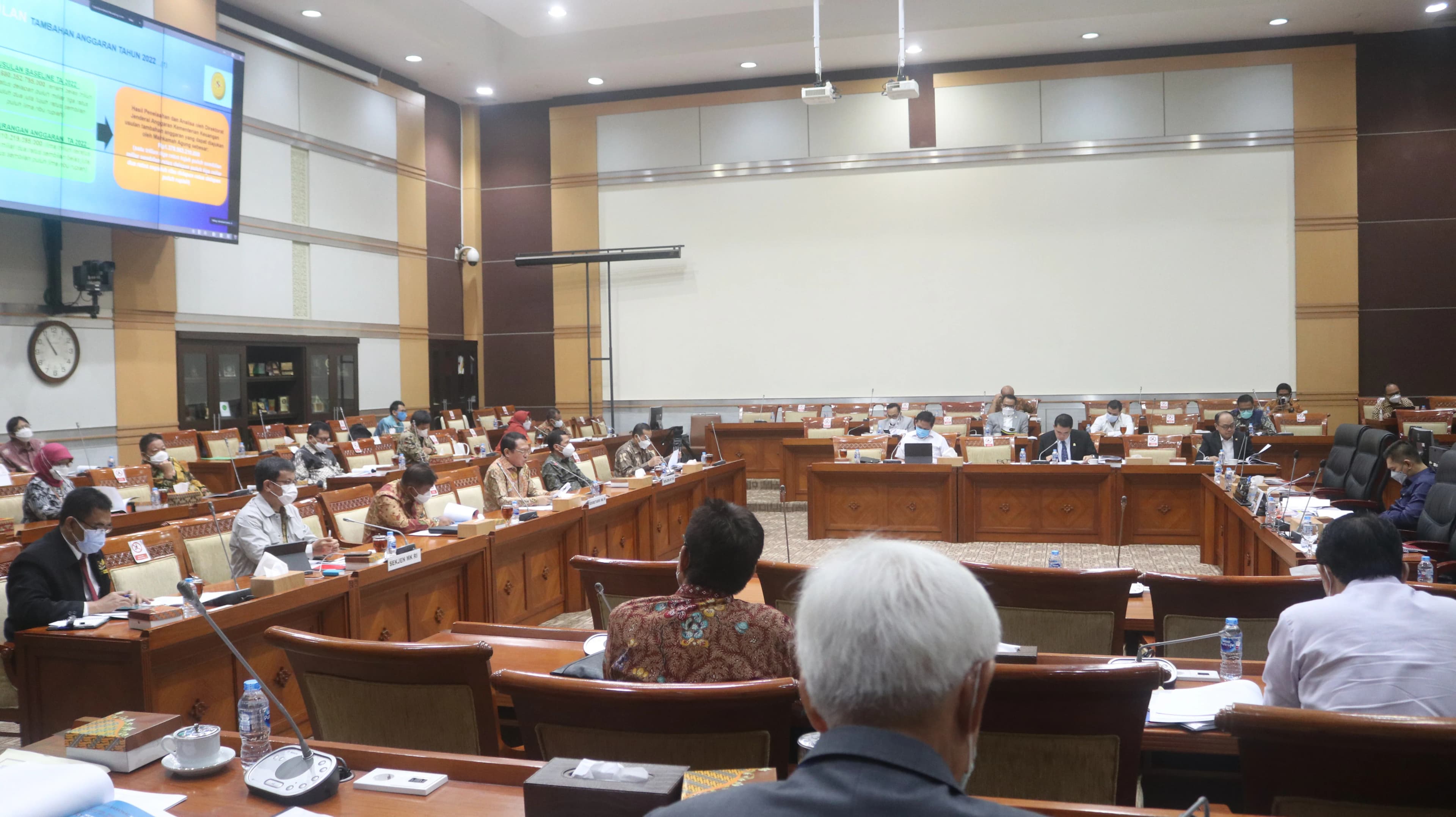 https://www.mahkamahagung.go.id/cms/media/8918