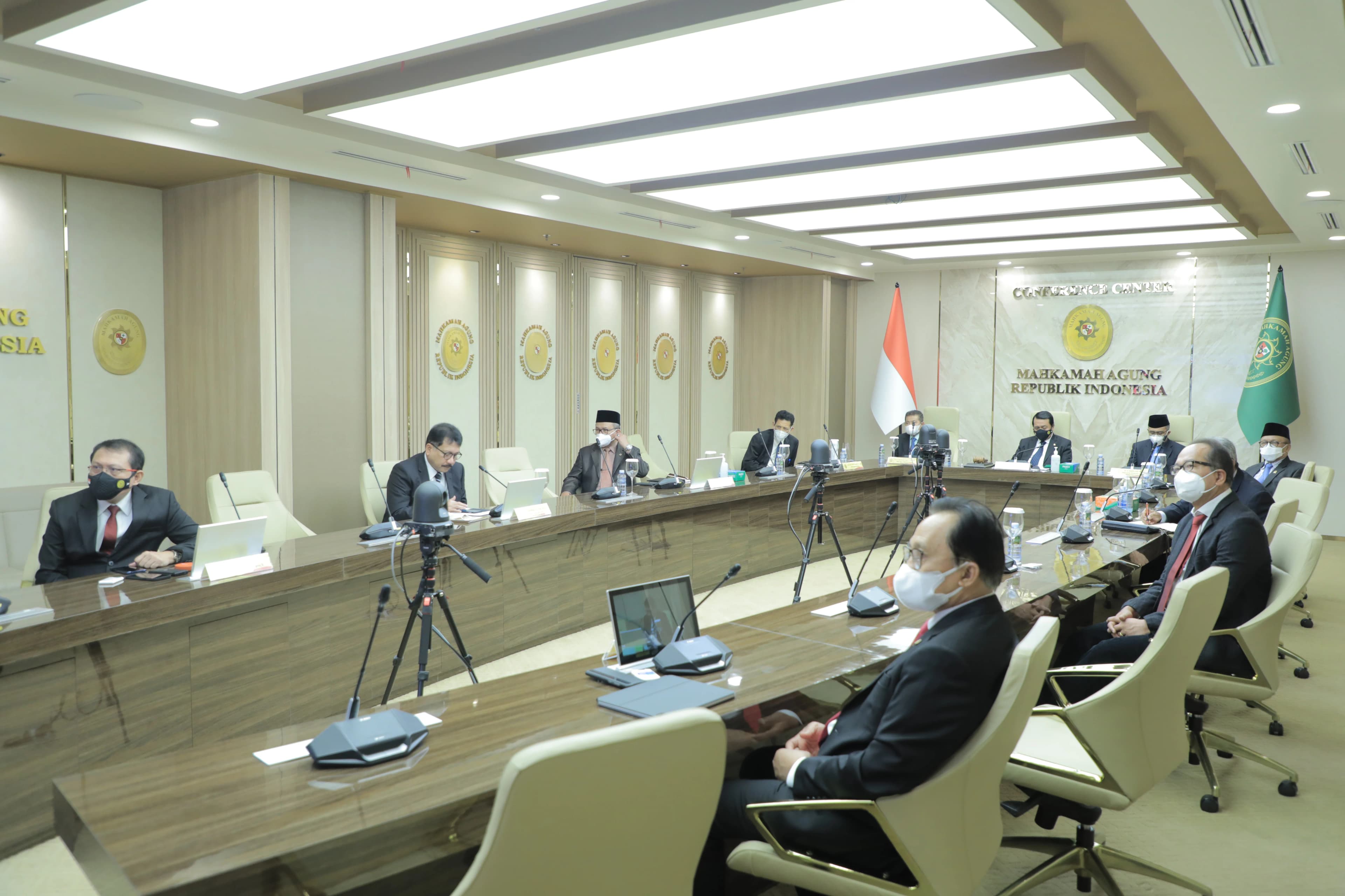 https://www.mahkamahagung.go.id/cms/media/9195