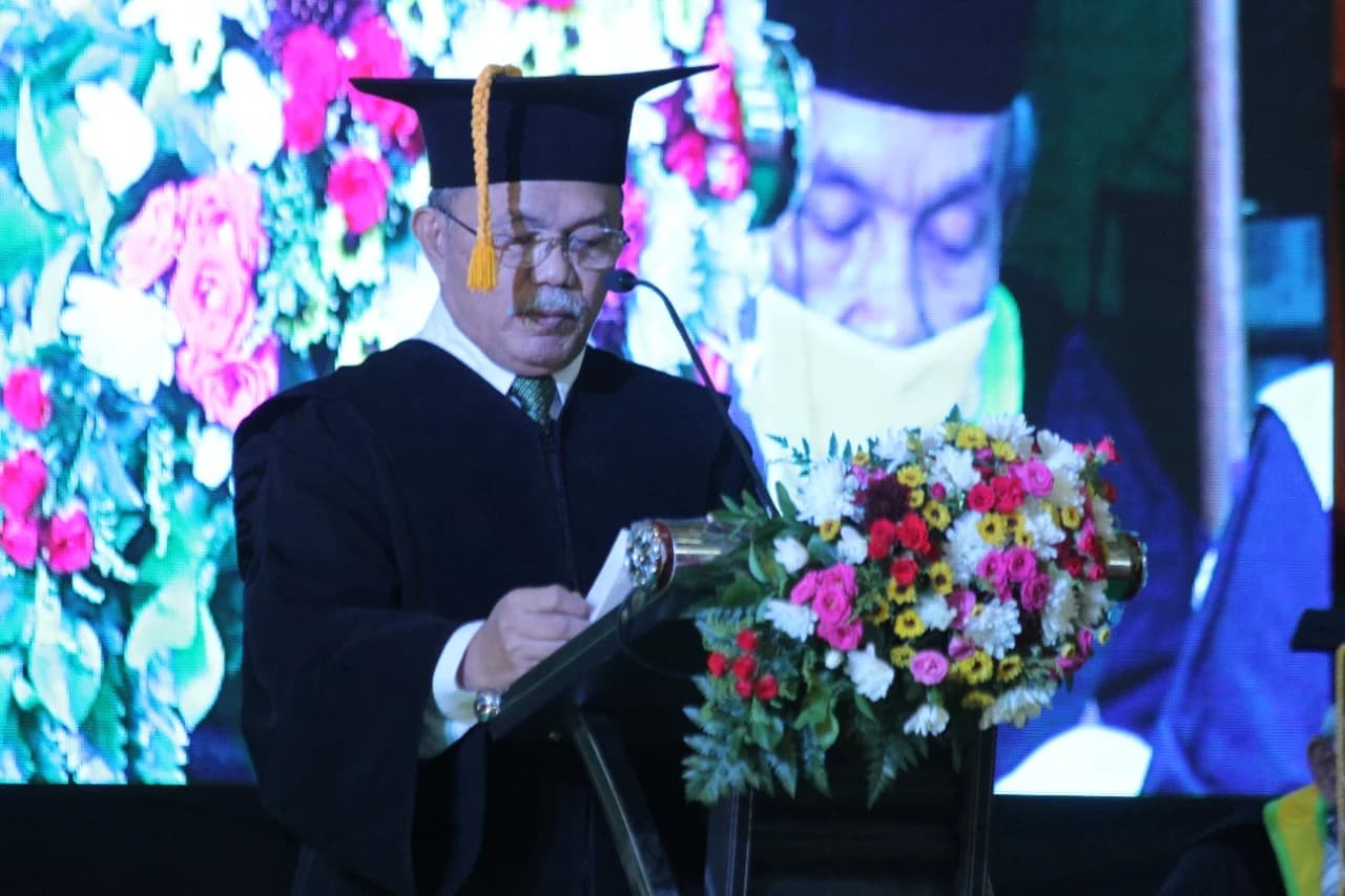 prof amran1.jpeg