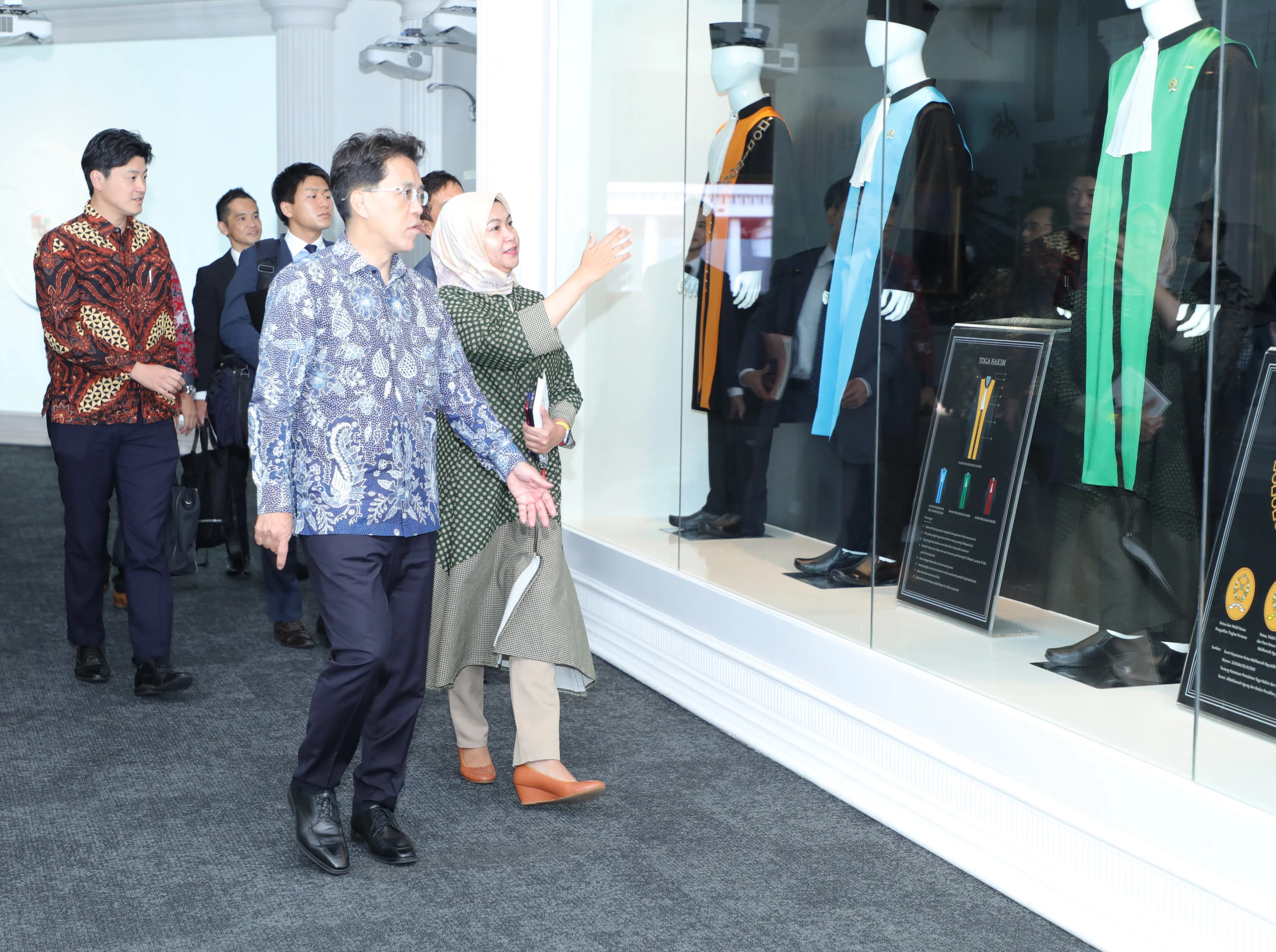 https://www.mahkamahagung.go.id/cms/media/11506