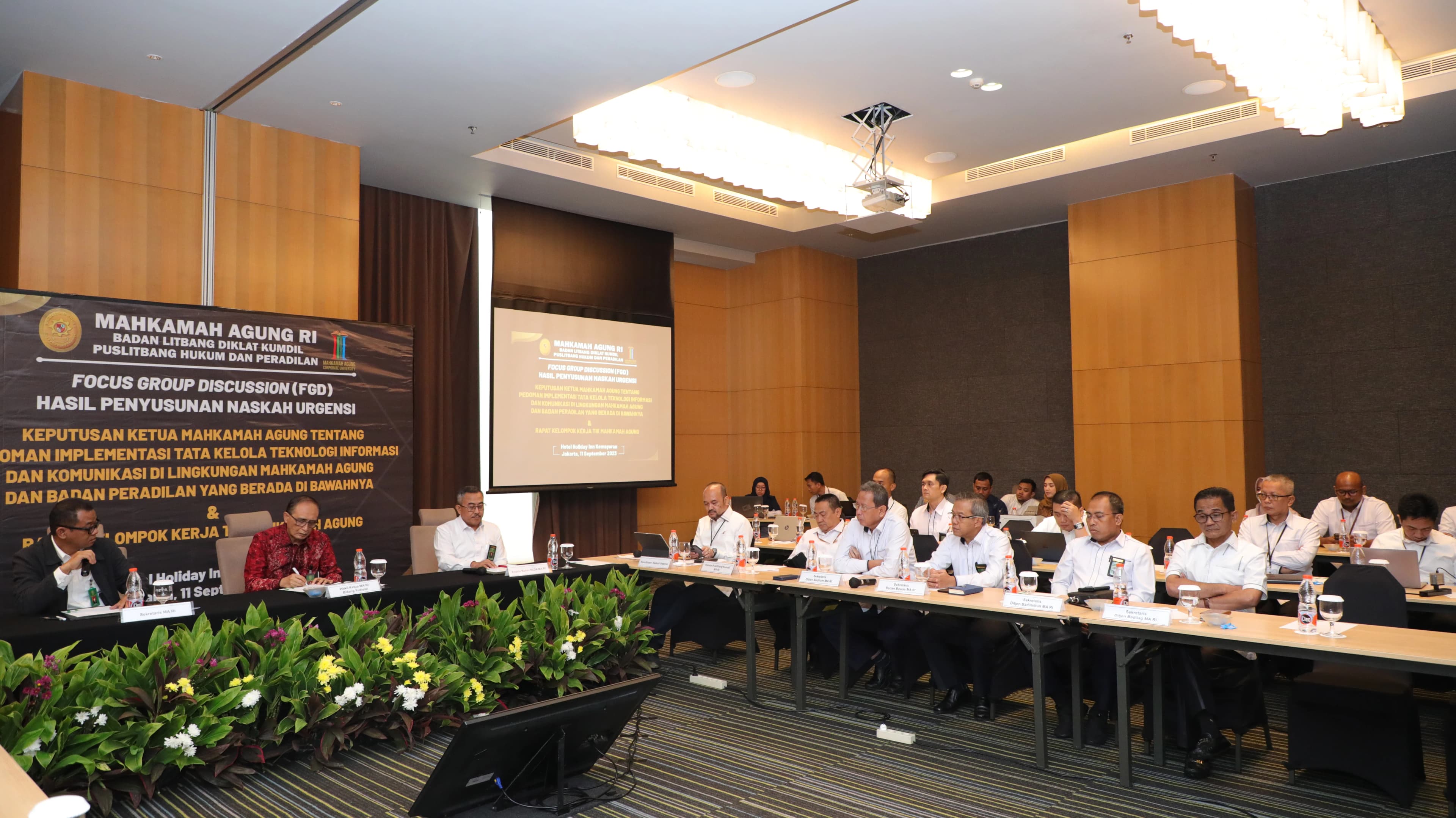 https://www.mahkamahagung.go.id/cms/media/11827