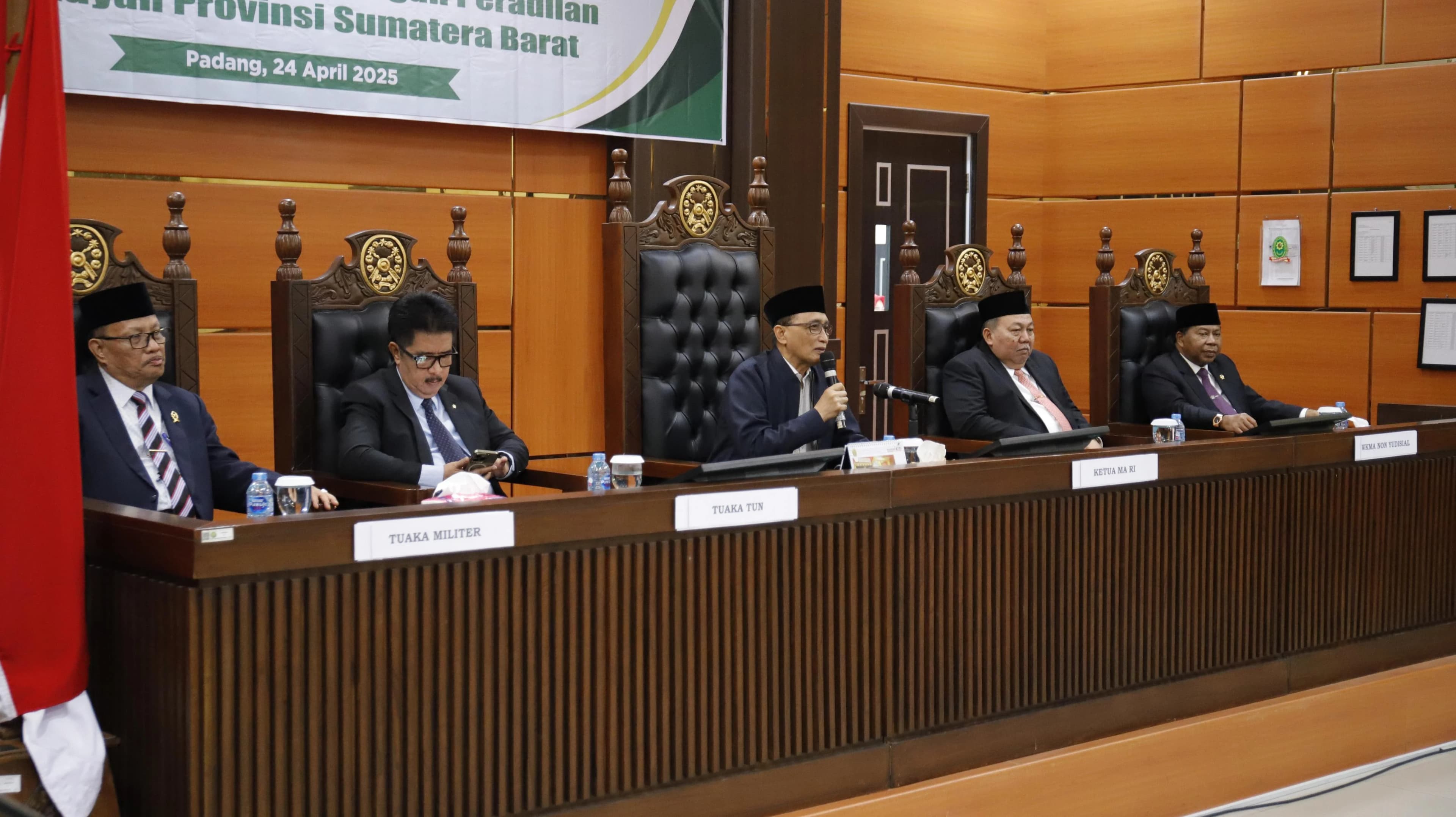 pembinaan padang 1.jpeg