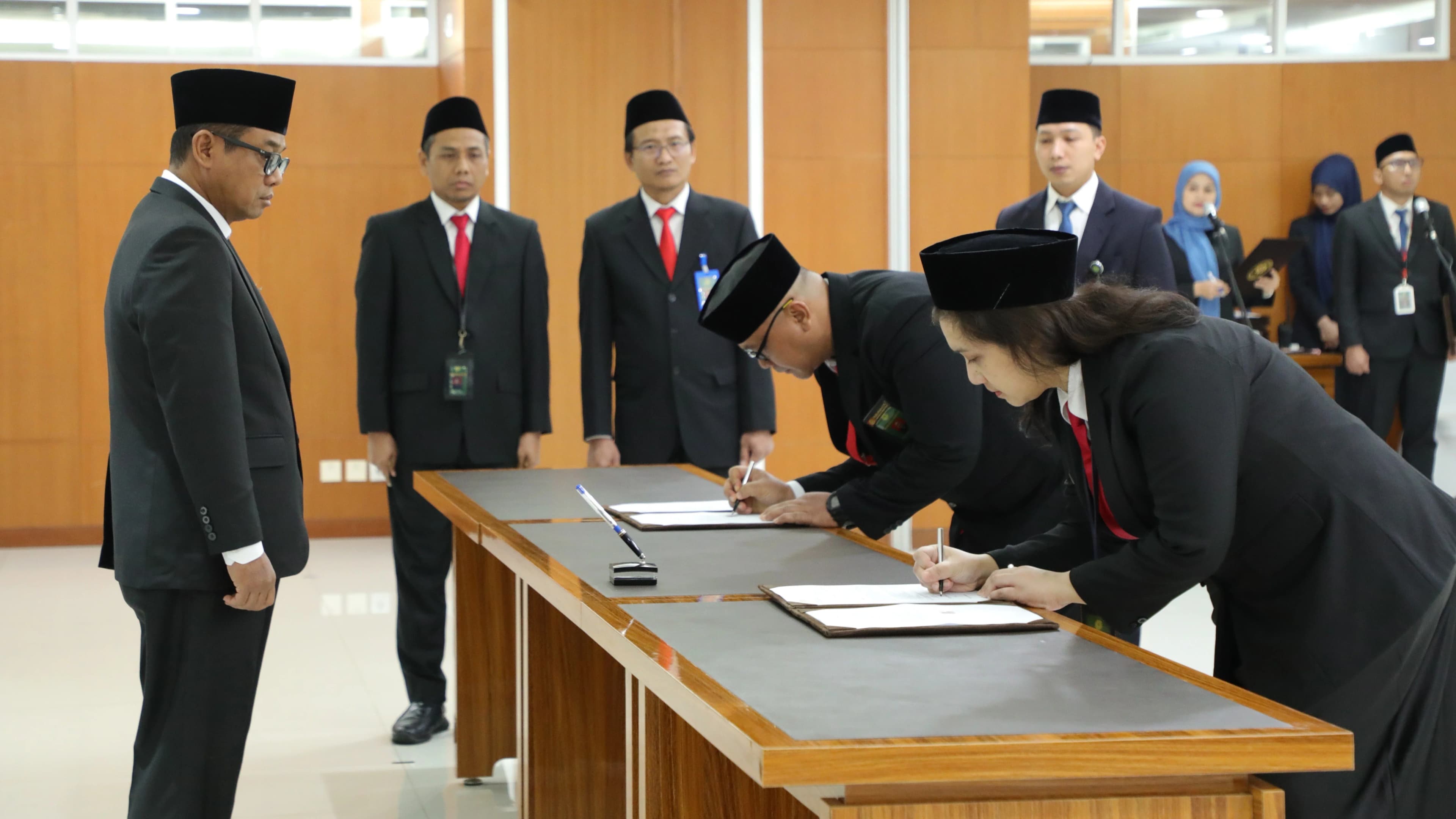 MARI97433.JPG