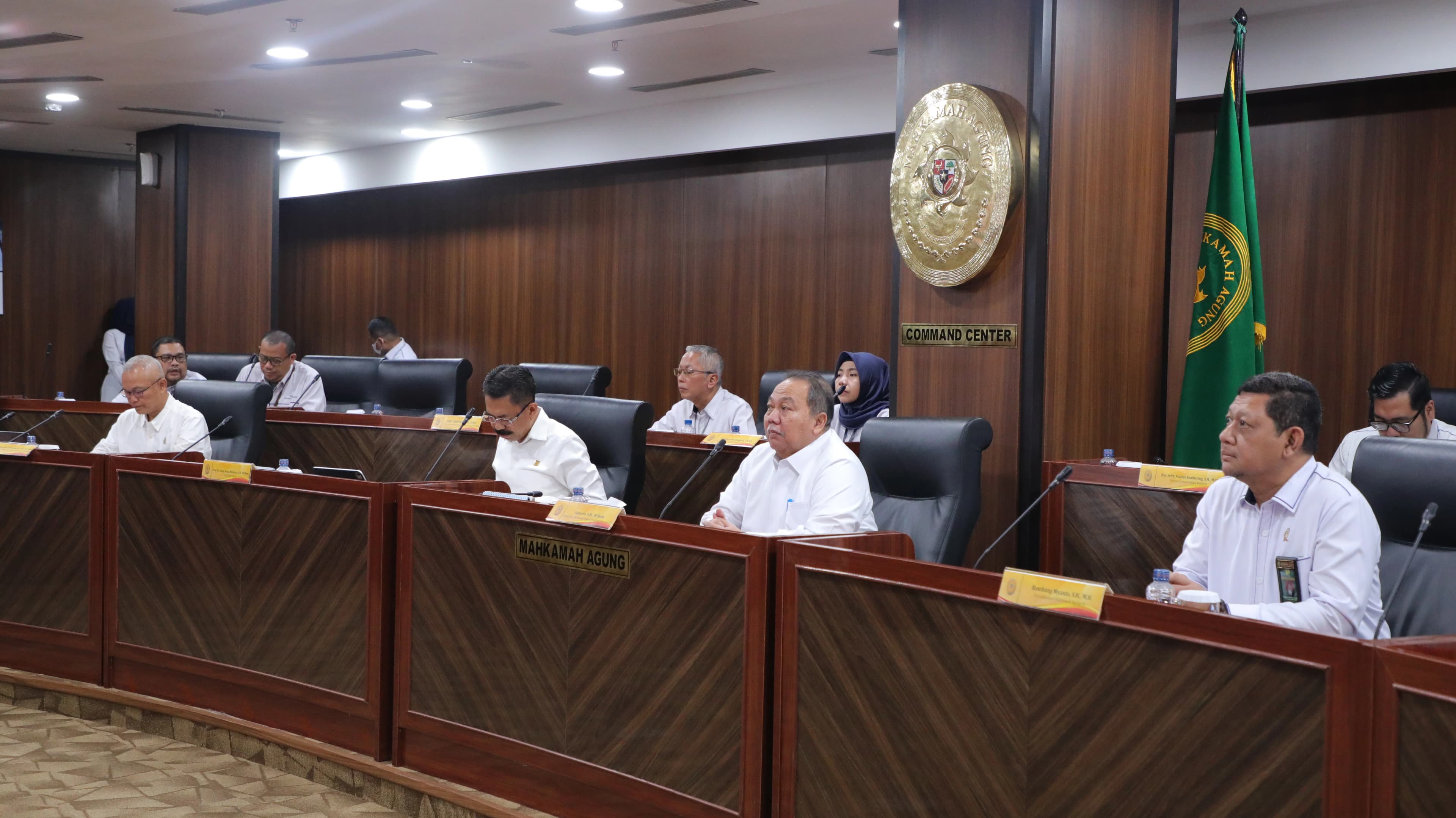 Pemantauan dan evaluasi terhadap pelaksanaan persidangan pembacaan putusan perkara pidana tingkat banding secara daring