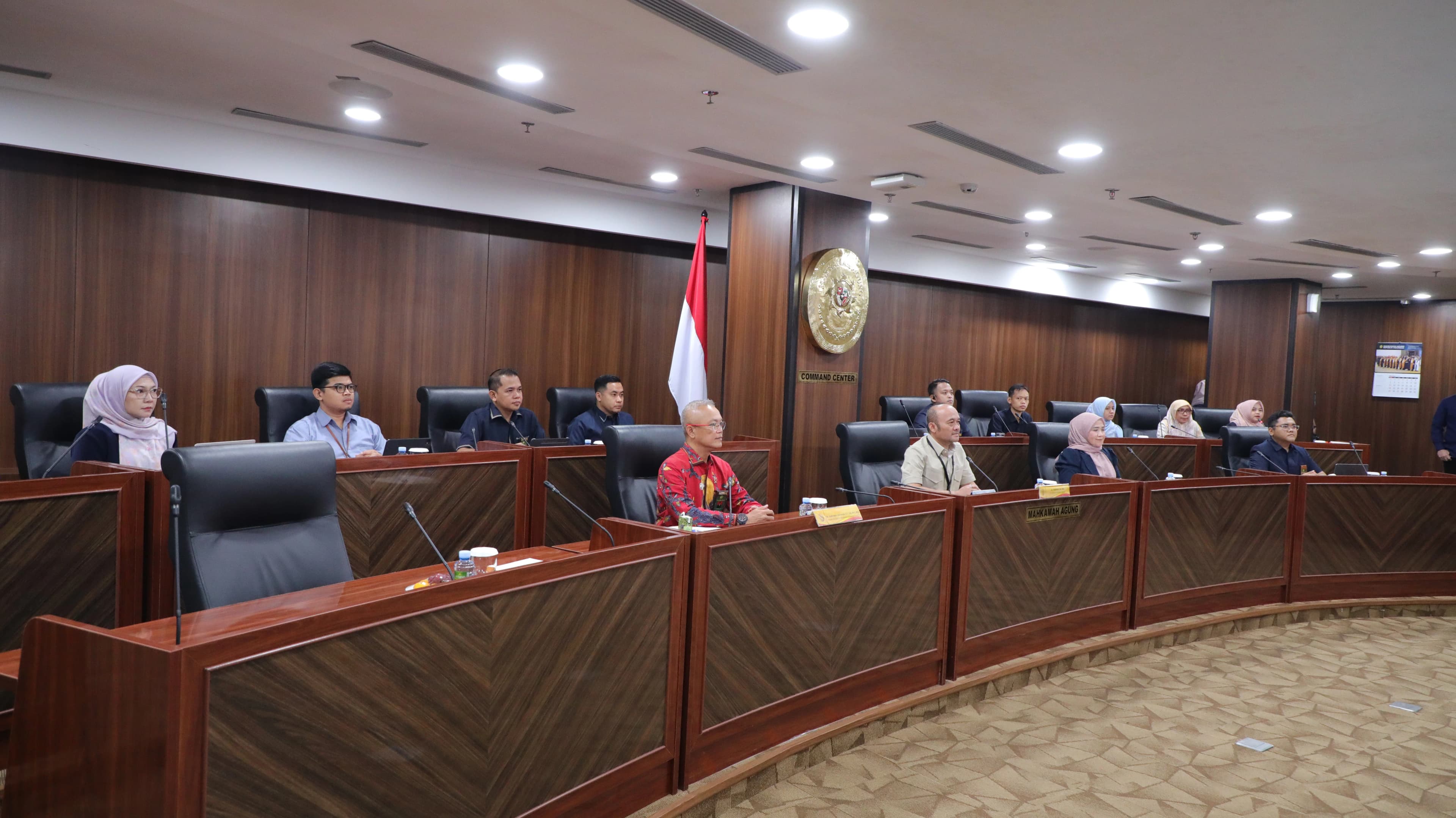 Perkuat Pengelolaan Informasi Peradilan, MA Sosialisasi Pedoman Media Massa dan Media Sosial ke Satuan Kerja
