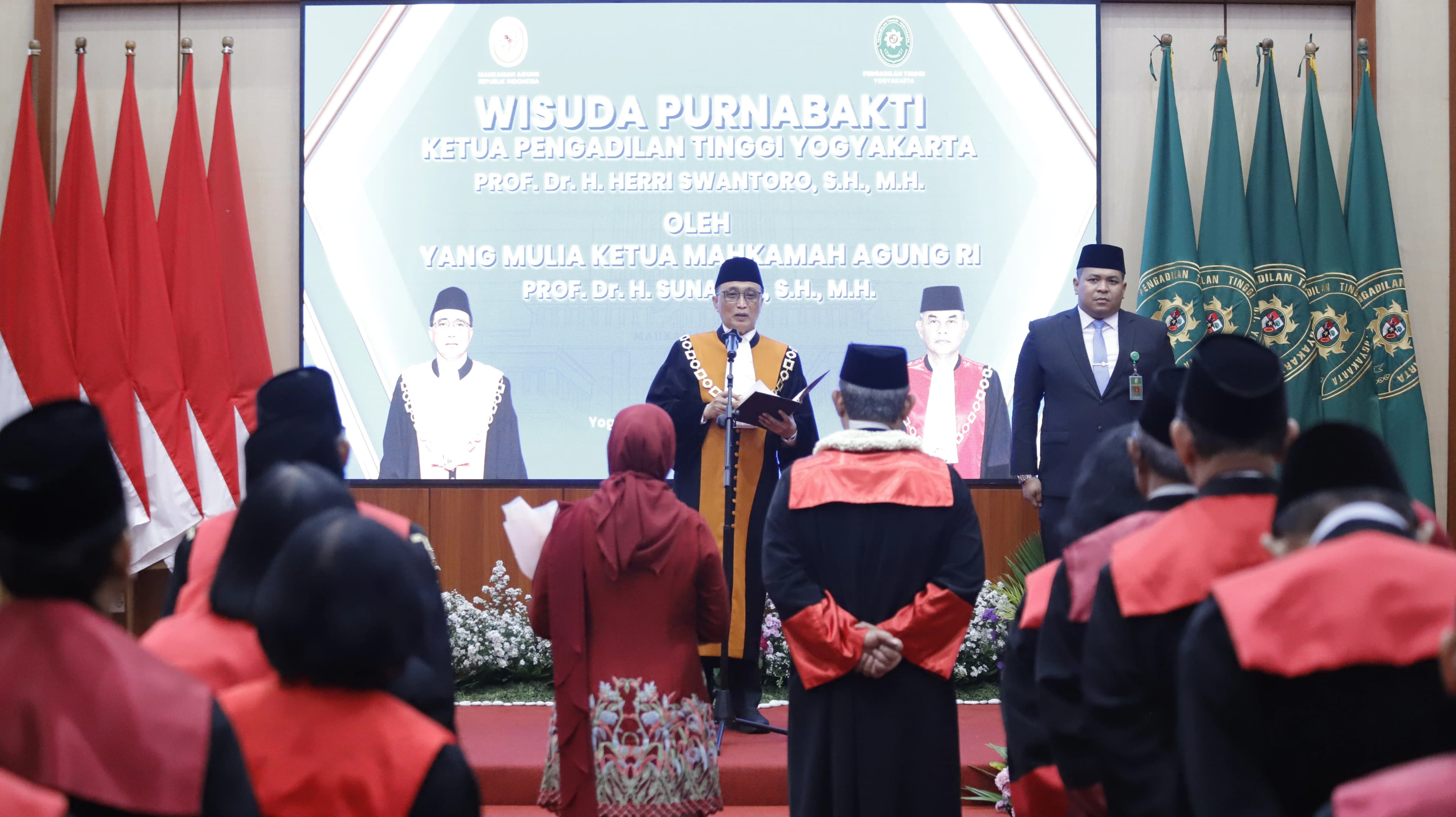 Ketua Mahkamah Agung RI, Prof. Dr. Sunarto, S.H., M.H. Mengapresiasi Pengabdian 42 Tahun Prof. Dr. Herri Swantoro, S.H., M.H. di Dunia Peradilan