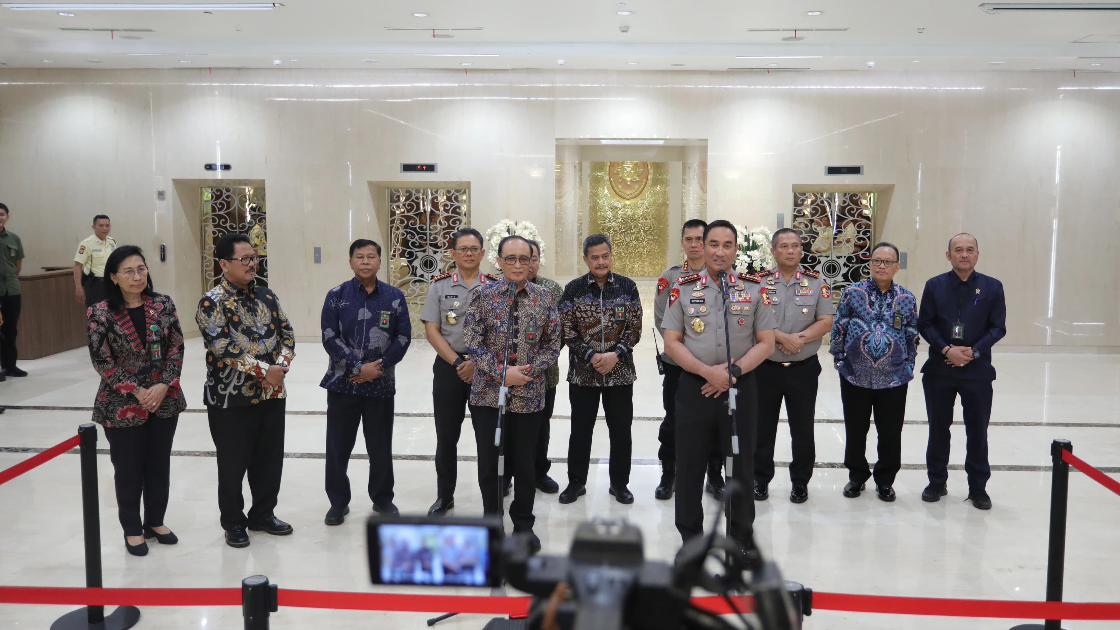 Ketua Mahkamah Agung RI Sambut Kunjungan Kehormatan Kapolri