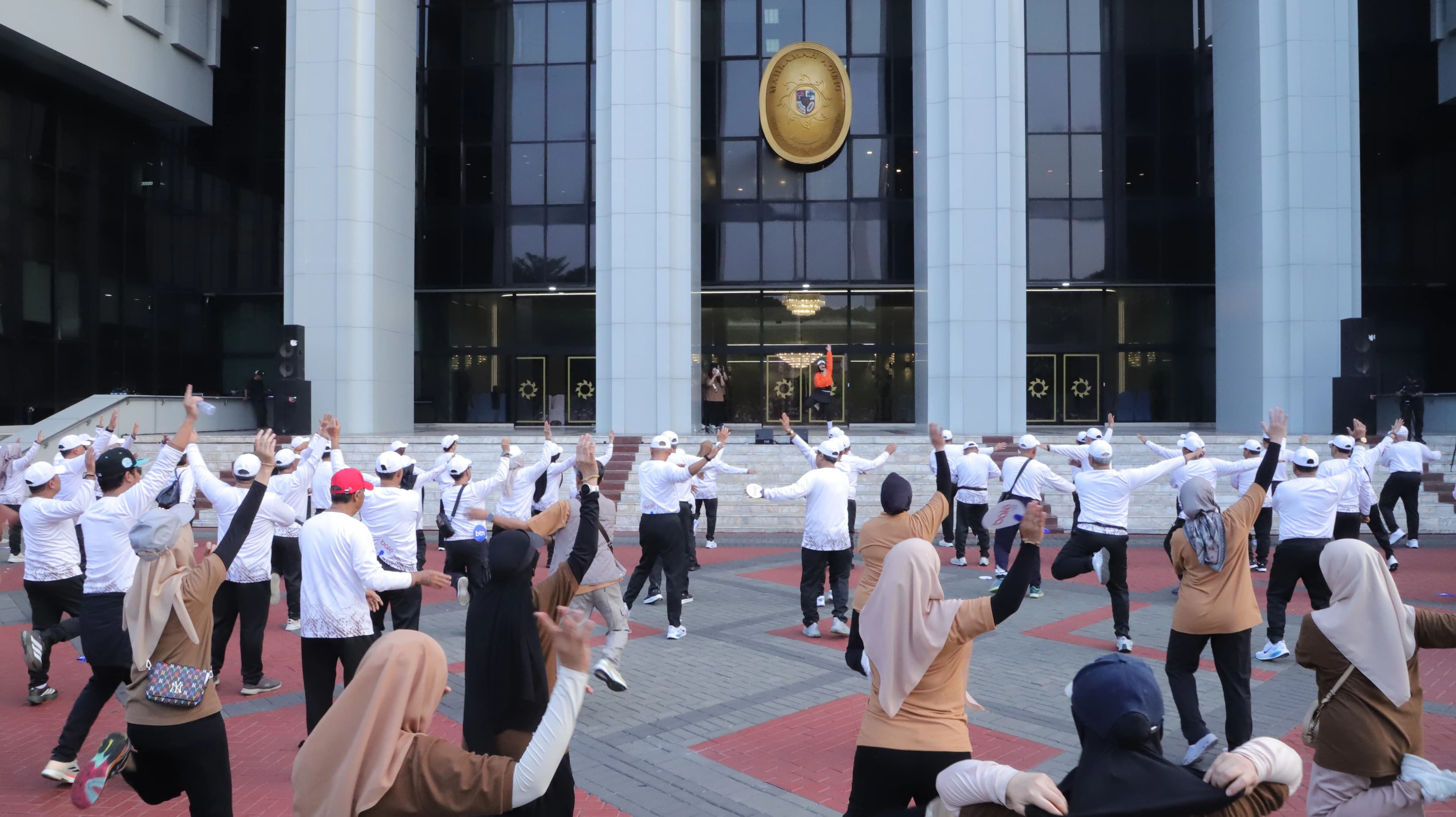 Senam Bersama Warga Peradilan Tutup Rangkaian Hut Ke-81 MA